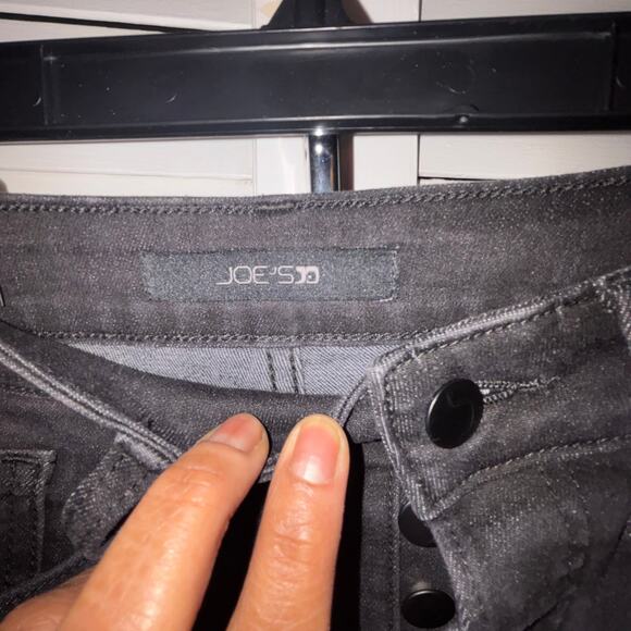 New Joe’s Black Straight Ankle Jeans (The OG) size 23 with fringe on ankle - Picture 4 of 12